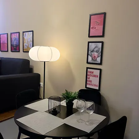 Dimora Chic - A 5 Fermate Dal Duomo Casa vacanze Milano