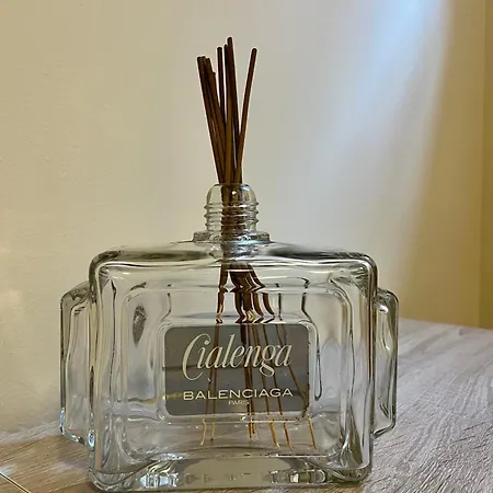 Dimora Chic - A 5 Fermate Dal Duomo Hébergement de vacances *